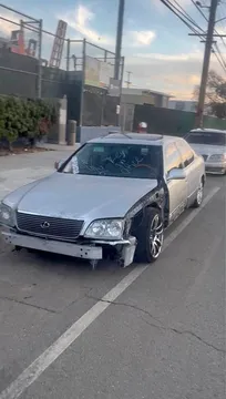 1998 Lexus LS 400 Sedan