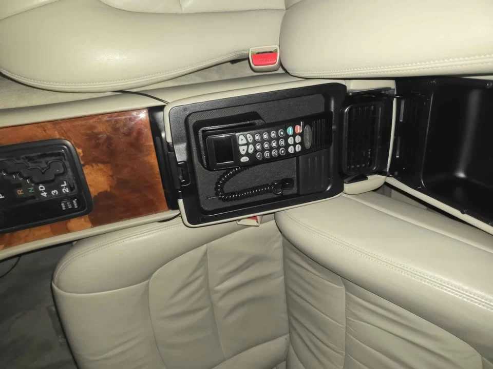 1998 Lexus LS 2nd Gen - Image 10 of 17