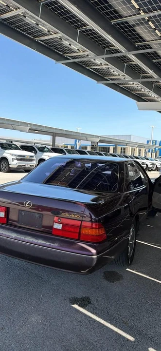 1998 Lexus LS 2nd Gen - Image 4 of 10