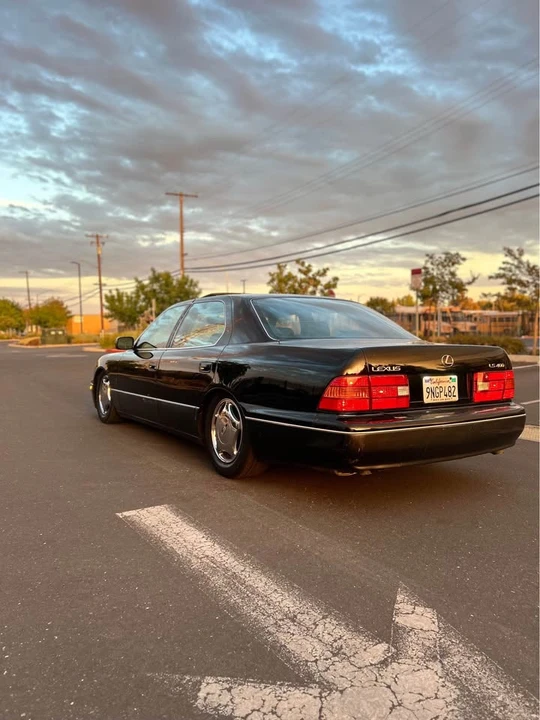 1998 Lexus LS 2nd Gen - Image 4 of 15