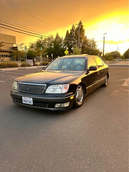 1998 Lexus LS 2nd Gen - Image 3 of 15