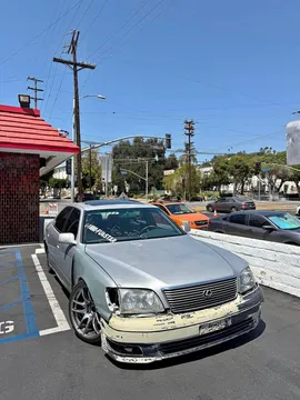 1998 Lexus LS 400 Sedan 4D