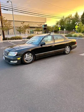 1998 Lexus LS 400 Sedan 4D