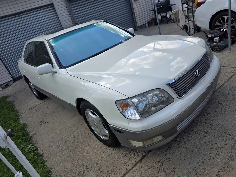1998 Lexus LS 2nd Gen - Image 4 of 12