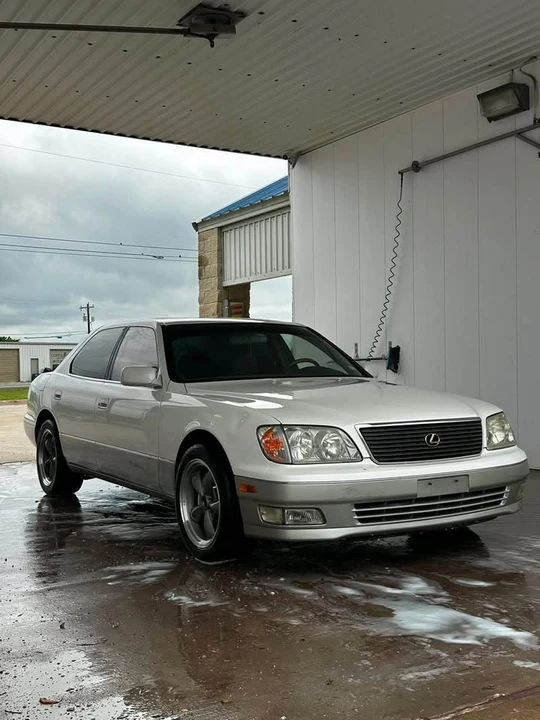 1998 Lexus LS 2nd Gen - Image 3 of 8