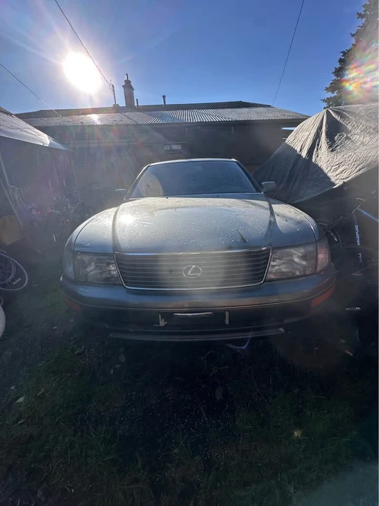 1998 Lexus LS 2nd Gen - Image 2 of 7