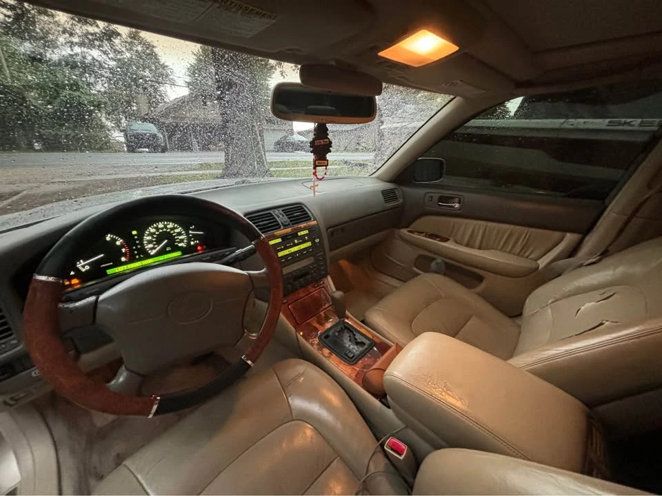 1998 Lexus LS 2nd Gen - Image 9 of 18