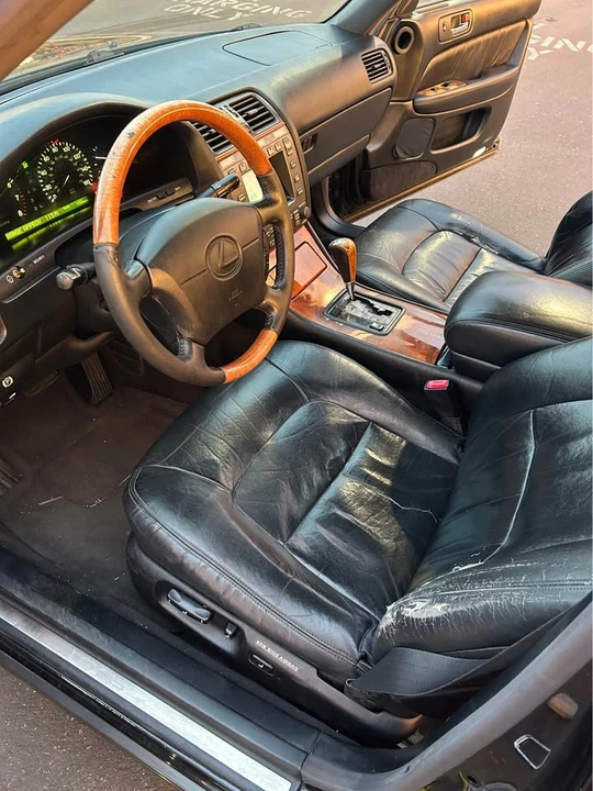 1998 Lexus LS 2nd Gen - Image 10 of 15