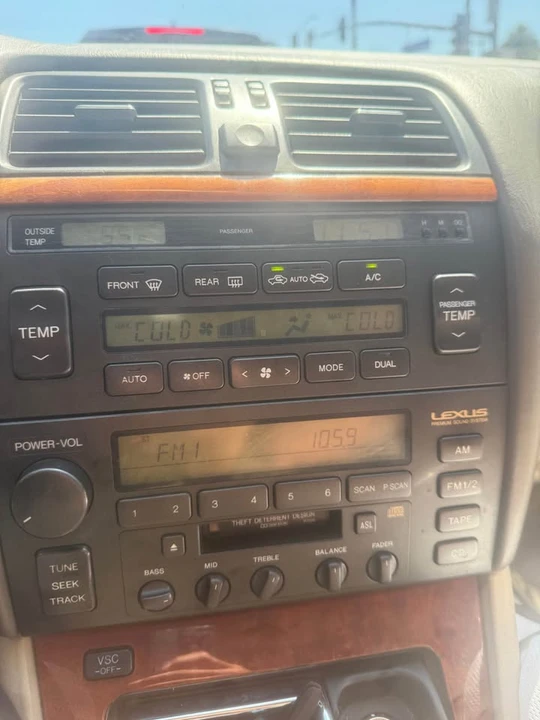 1998 Lexus LS 2nd Gen - Image 5 of 5