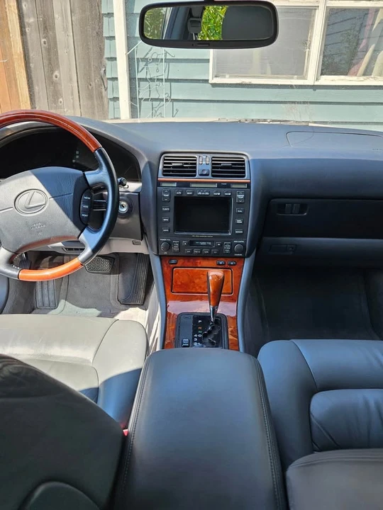 1998 Lexus LS 2nd Gen - Image 5 of 8