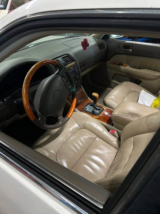 1998 Lexus LS 2nd Gen - Image 7 of 8