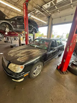 1998 Lexus LS 400 Sedan 4D