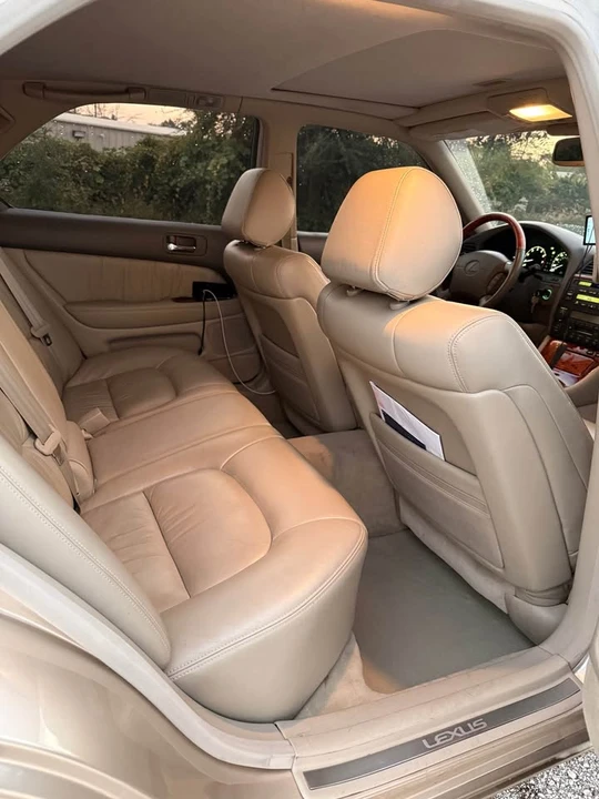 1998 Lexus LS 2nd Gen - Image 9 of 13