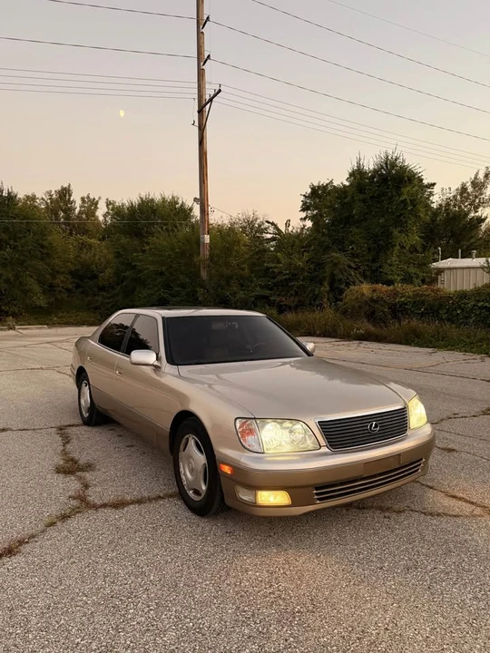 1998 Lexus LS 2nd Gen - Image 7 of 13