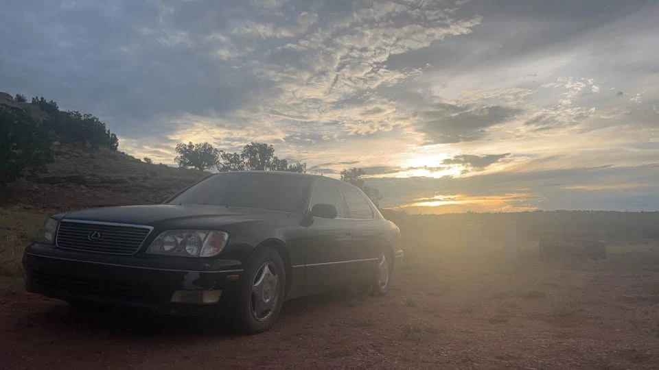 1998 Lexus LS 2nd Gen - Image 6 of 6