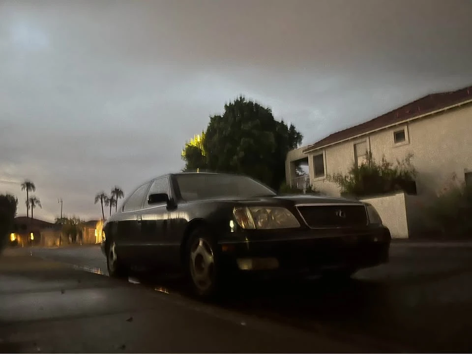 1998 Lexus LS 2nd Gen - Image 3 of 6