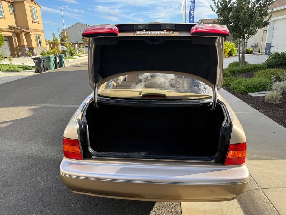 1998 Lexus LS 2nd Gen - Image 15 of 20