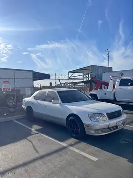 1998 Lexus LS 400 Sedan 4D