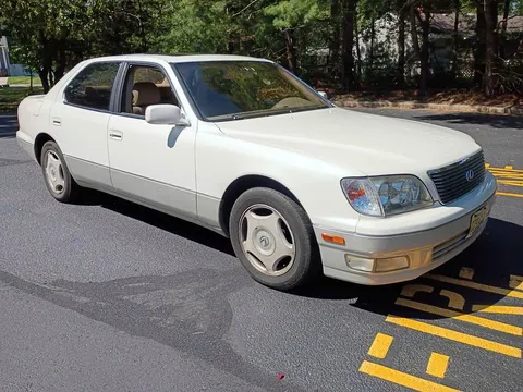 1998 Lexus LS 400 Sedan 4D