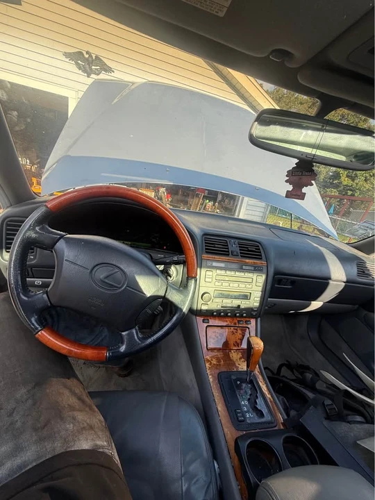 1998 Lexus LS 2nd Gen - Image 6 of 8