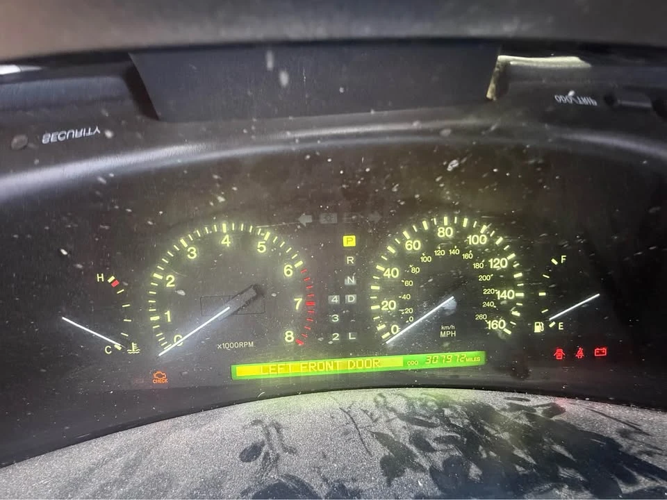 1998 Lexus LS 2nd Gen - Image 8 of 8