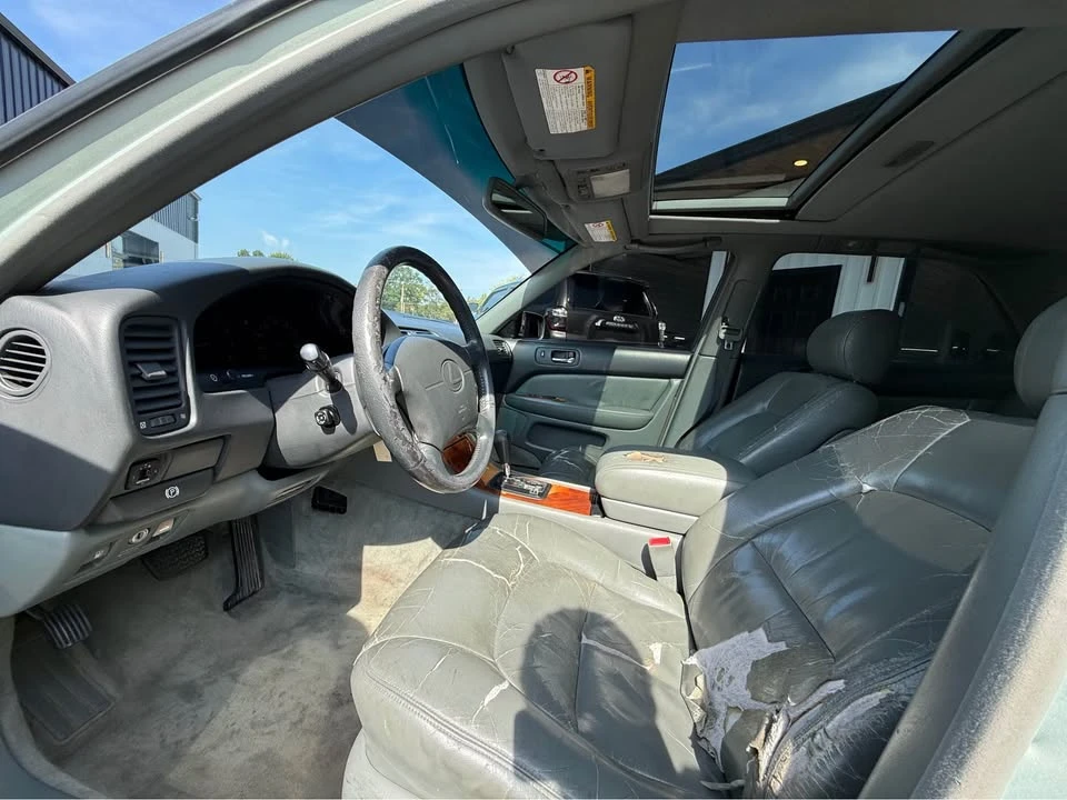 1998 Lexus LS 2nd Gen - Image 5 of 10