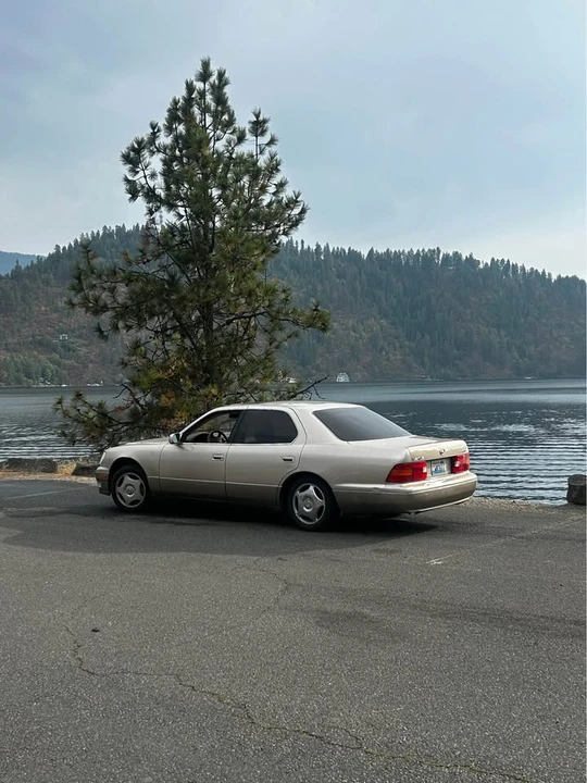 1998 Lexus LS 2nd Gen - Image 3 of 20