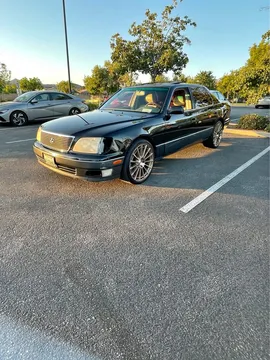 1998 Lexus LS 400 Sedan