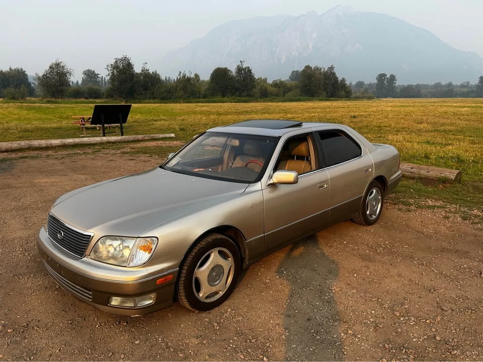1998 Lexus LS 2nd Gen - Image 16 of 20