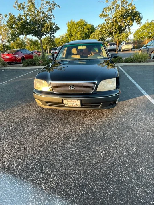 1998 Lexus LS 2nd Gen - Image 2 of 12