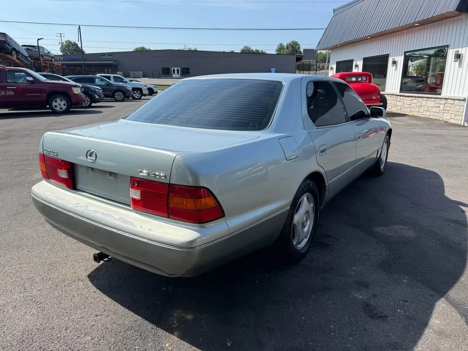 1998 Lexus LS 2nd Gen - Image 4 of 10