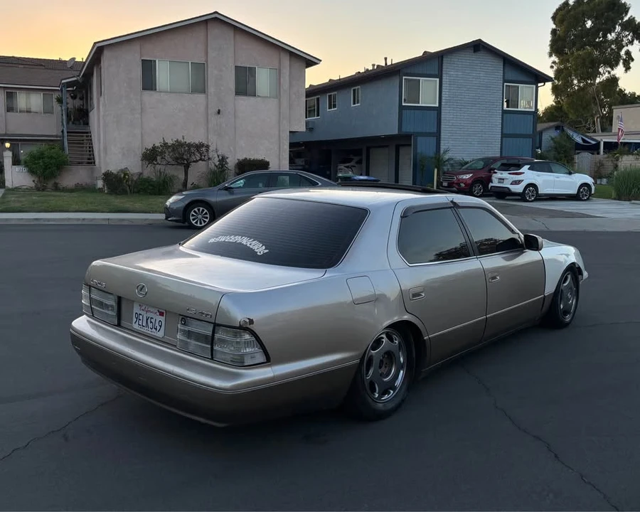 1998 Lexus LS 2nd Gen - Image 5 of 8