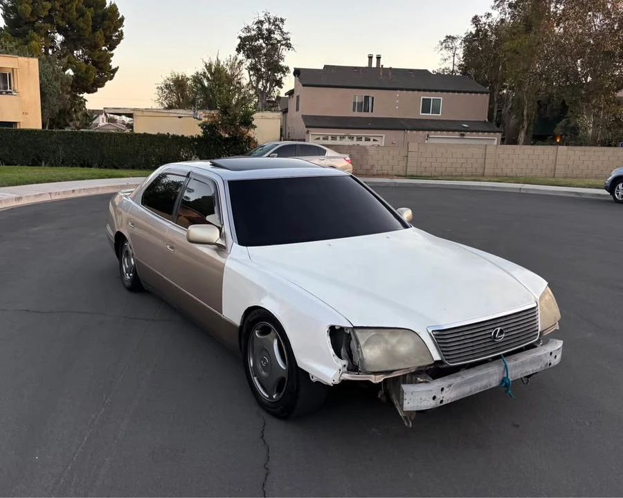 1998 Lexus LS 2nd Gen - Image 3 of 8