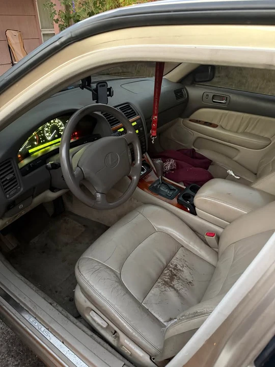 1998 Lexus LS 2nd Gen - Image 3 of 7