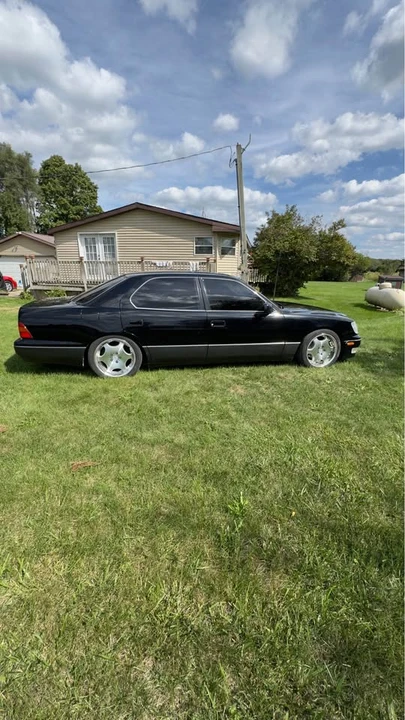 1998 Lexus LS 2nd Gen - Image 6 of 10