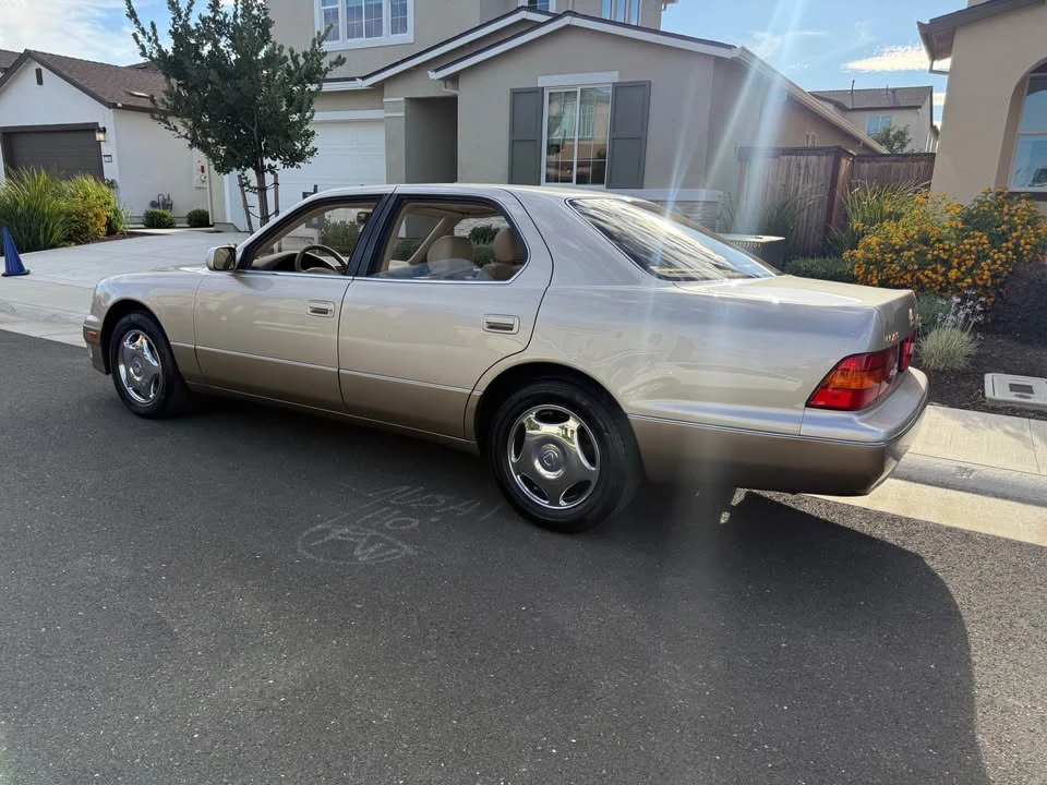 1998 Lexus LS 2nd Gen - Image 7 of 20