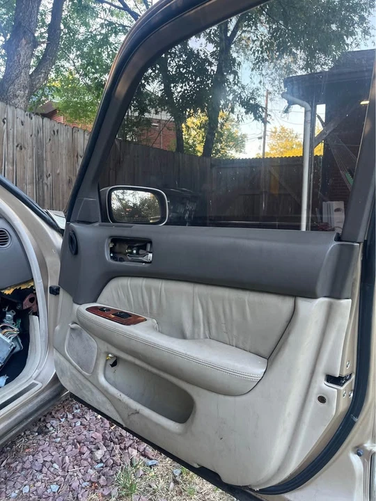 1998 Lexus LS 2nd Gen - Image 9 of 20