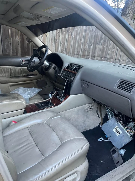 1998 Lexus LS 2nd Gen - Image 8 of 20