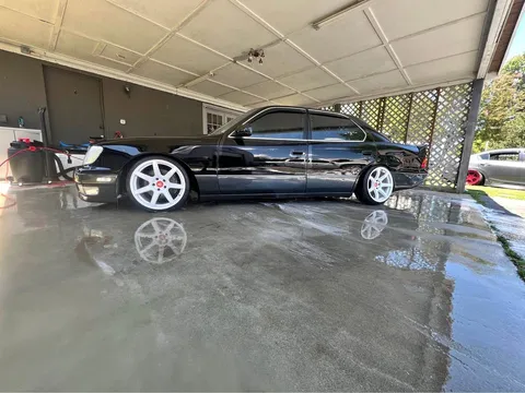 1998 Lexus LS 400 Sedan 4D