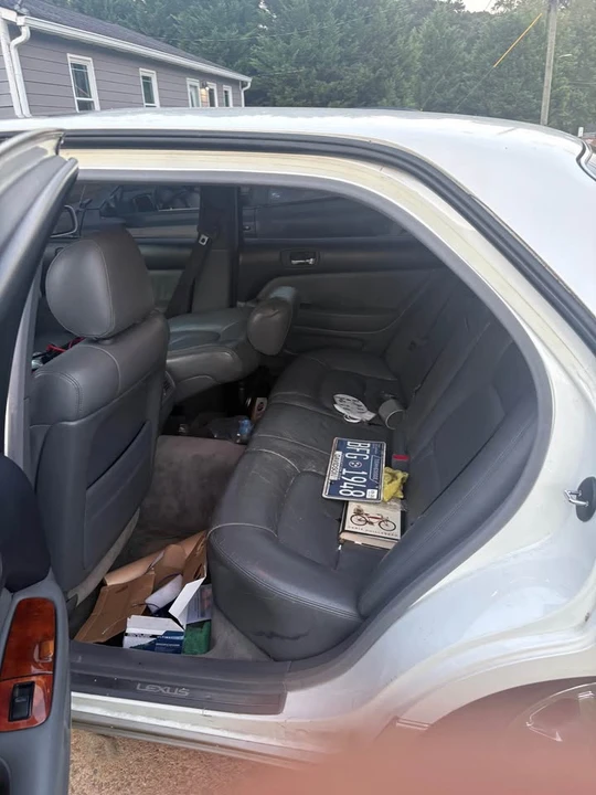 1998 Lexus LS 2nd Gen - Image 2 of 6