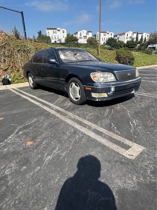 1998 Lexus LS 2nd Gen - Image 3 of 15