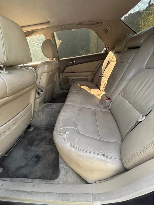 1998 Lexus LS 2nd Gen - Image 8 of 15