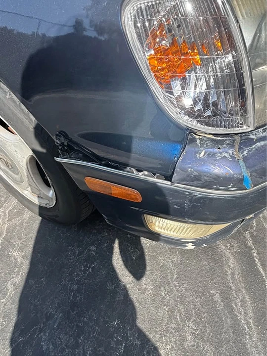 1998 Lexus LS 2nd Gen - Image 4 of 15
