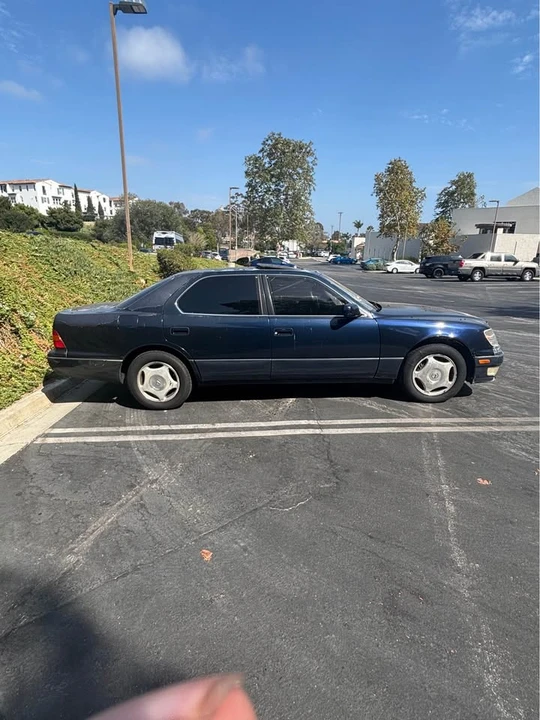 1998 Lexus LS 2nd Gen - Image 5 of 15