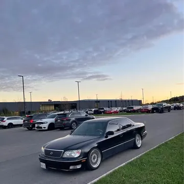 1998 Lexus LS400
