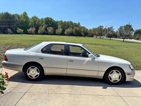 1998 Lexus LS