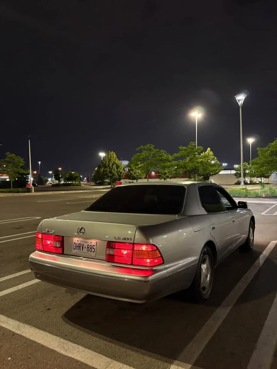 1998 Lexus LS 2nd Gen - Image 2 of 7