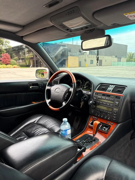 1998 Lexus LS 2nd Gen - Image 5 of 7