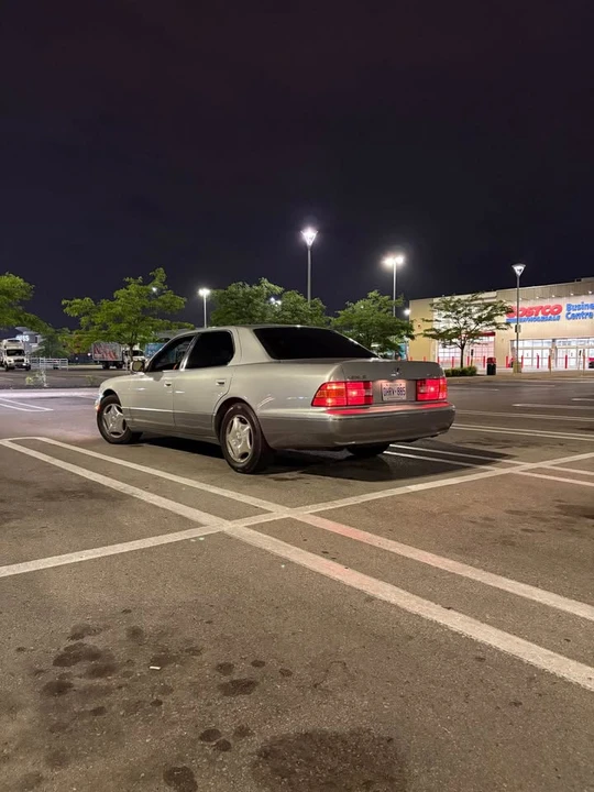 1998 Lexus LS 2nd Gen - Image 4 of 7