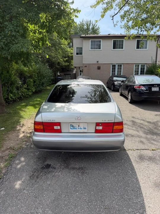 1998 Lexus LS 2nd Gen - Image 2 of 6